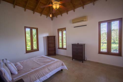 Luxury Villas At Sea Horse Ranch