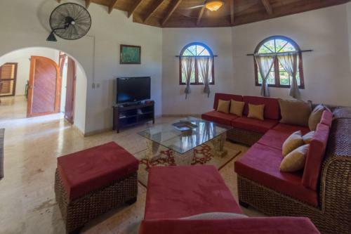 Luxury Villas At Sea Horse Ranch