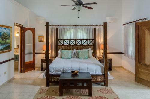 Luxury Villas At Sea Horse Ranch