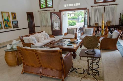 Luxury Villas At Sea Horse Ranch