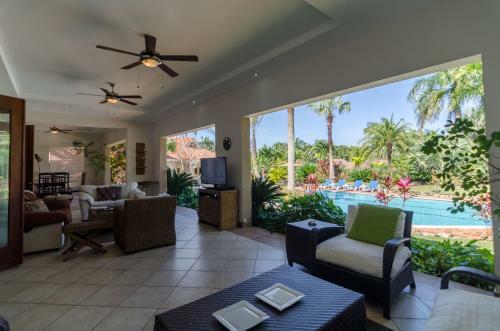 Luxury Villas At Sea Horse Ranch