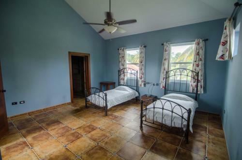 Luxury Villas At Sea Horse Ranch