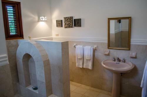 Luxury Villas At Sea Horse Ranch