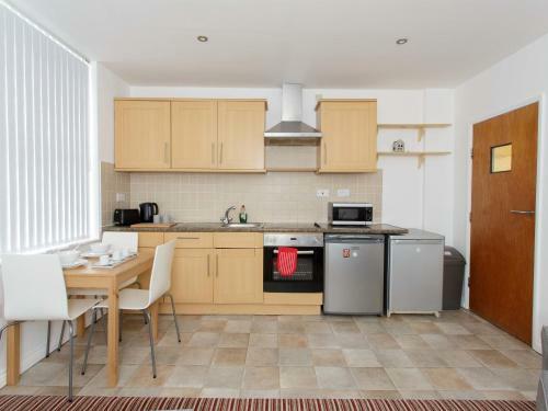 Ruth Apartments