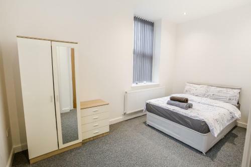 Apollo House