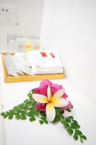 Luganvilla Business Hotel And Restaurant