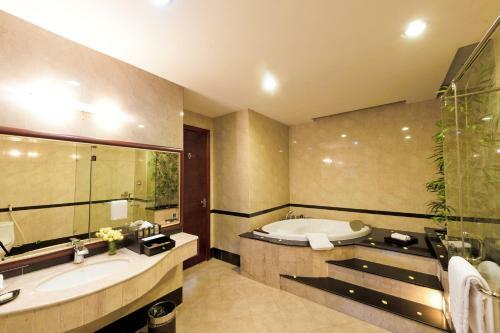Muong Thanh Grand Hanoi Hotel