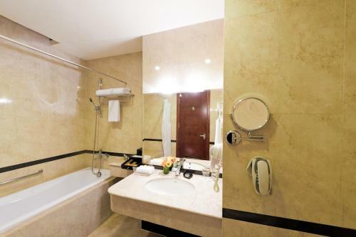 Muong Thanh Grand Hanoi Hotel