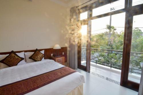 Hotel Redrose Villa