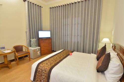 Hotel Redrose Villa