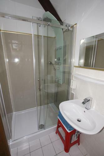 Hostal Pension Zum Froschk�nig
