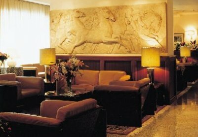 Ascot Hotel