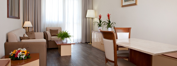 Atahotel Quark