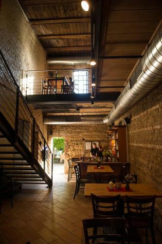 Basiskulturfabrik �ko-hotel