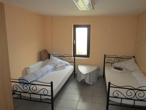 Hostal Gasthof Und Pension Mainzer Rad