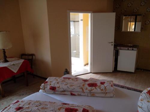 Hostal Gasthof Und Pension Mainzer Rad