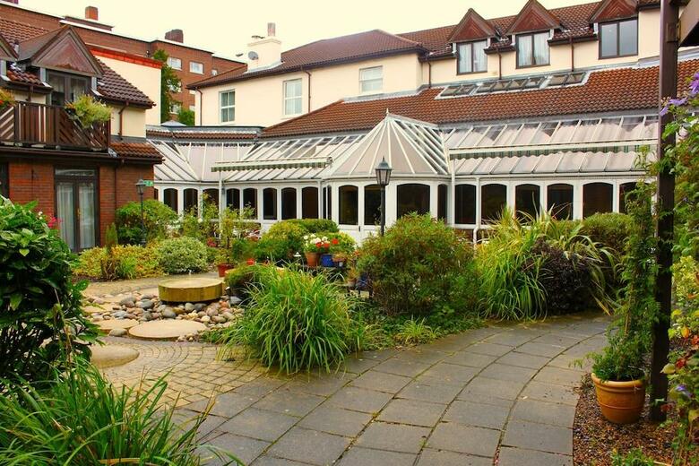 Brook Kingston Lodge Hotel