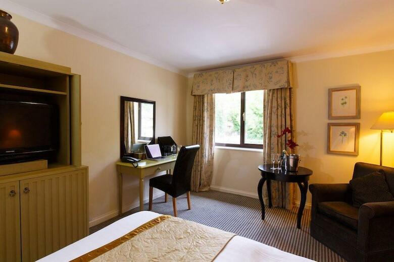 Brook Kingston Lodge Hotel