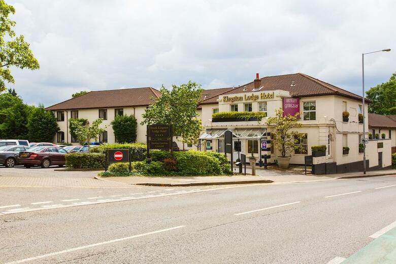 Brook Kingston Lodge Hotel