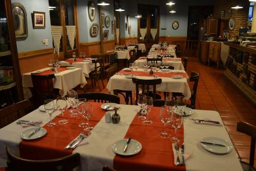 Hotel Hoster�a Restaurante Del Puerto