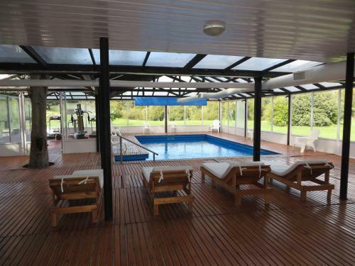 Lodge Acacias Country Club