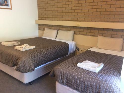 Ambassador Motor Inn