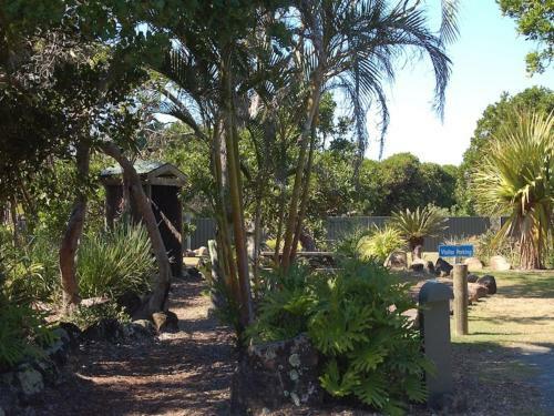 Kookaburra Beach Cottage On Tallow