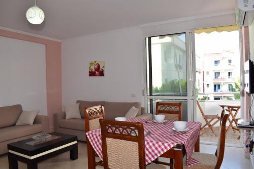 Uani Apartment