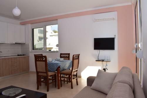 Uani Apartment