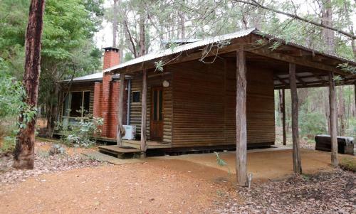 Beedelup House Cottages
