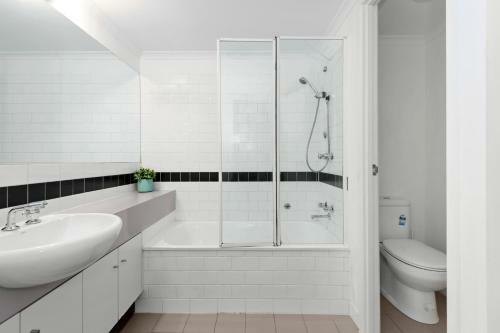 Dawn - Beyond A Room Private Apartments