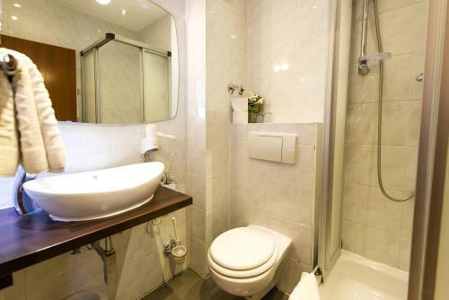 L�wen Hotel