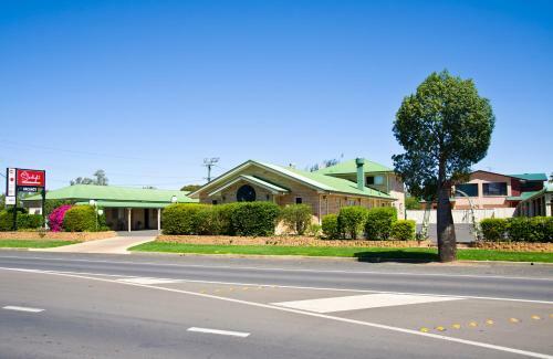 Hotel Starlight Motor Inn