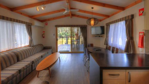 Moama Riverside Holiday Park
