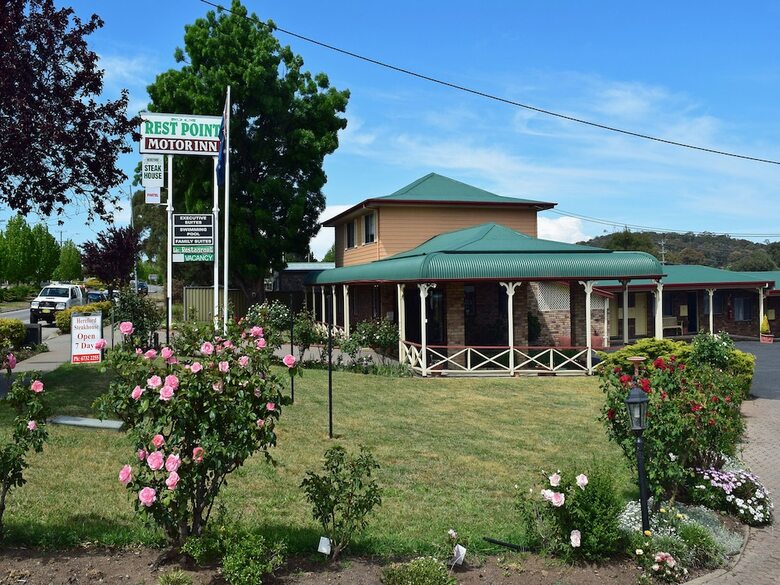 Rest Point Motor Inn