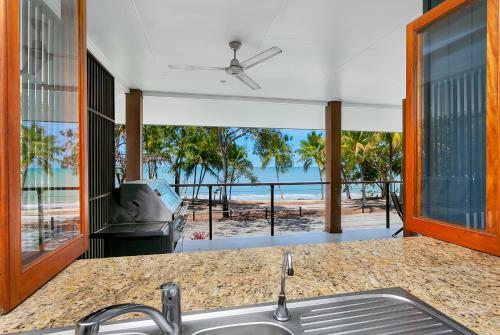 Reeflections Holiday Villas