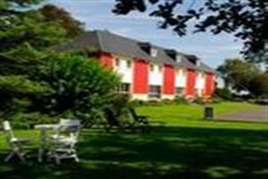 Inter-hotel La Cour Carr�e