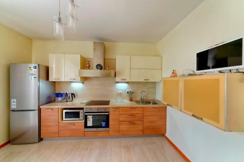 Arenda Apartments - Surganova,5a