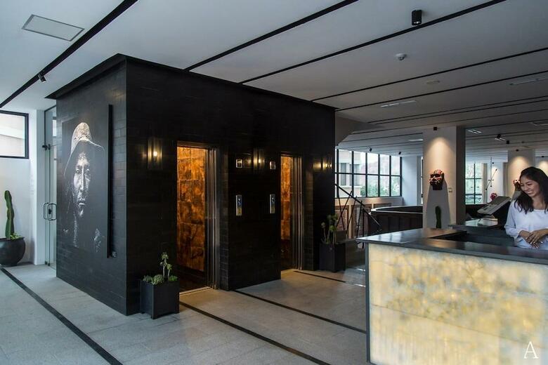 Atix Hotel