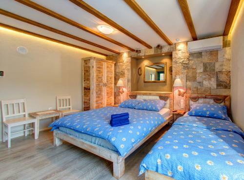 Hostal Villa Mike