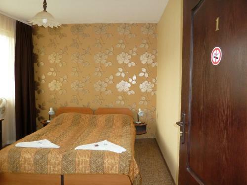 Hostal Tarnovski Dom Guest Rooms