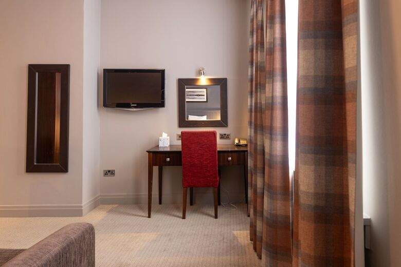 Rosslea Hall Hotel