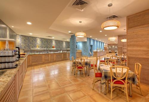 Hotel Fenix - Halfboard
