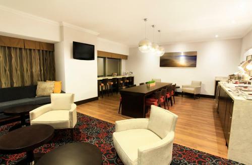 Delta Hotels By Marriott London Armouries