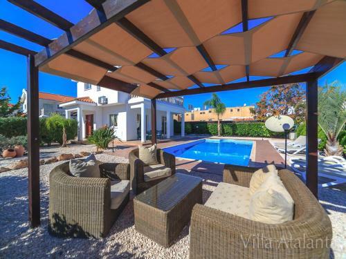 Villa Natalia Coral Bay