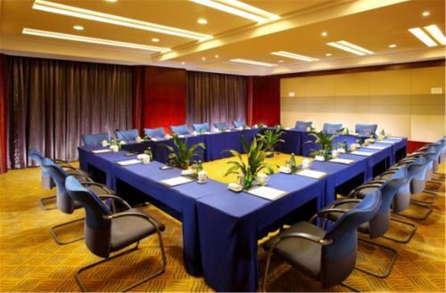 Hotel Courtyard By Marriott Shanghai Fengxian