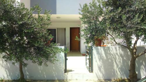 Hostal Kalampakas Guesthouse