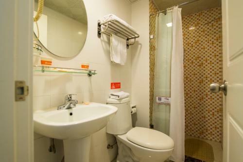 Hotel Home Inn Beijing Yansha Xinyuanli
