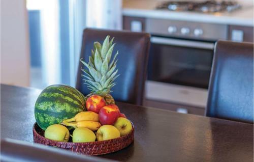 Holiday Apartment Seget Vranjica 01