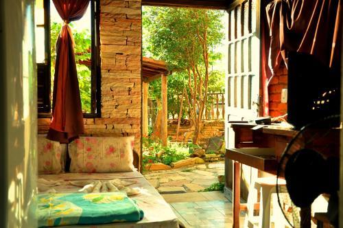 Hostal Chal� de Pedra - Hospedaria E Espa�o Livre